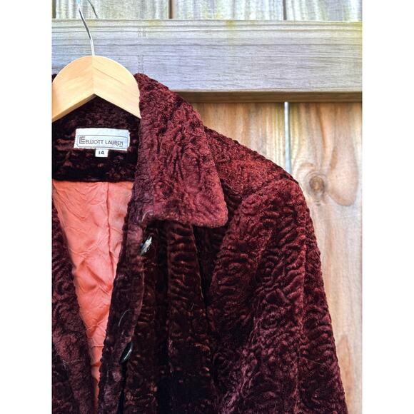 Plum Textured Faux Fur Lodge Coat | Vintage Aspen Winter Statement - Picture 7 of 9